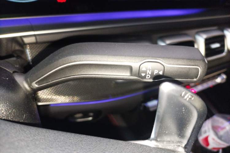 Used Mercedes-Benz GLE Coupe AMG 2022 AMG GLE 53 4MATIC+ Coupe SUV Gear Lever