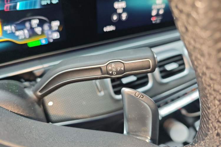 Used Mercedes-Benz GLE Coupe AMG 2022 AMG GLE 53 4MATIC+ Coupe SUV Gear Lever