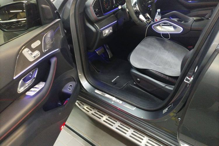 Used Mercedes-Benz GLE Coupe AMG 2022 AMG GLE 53 4MATIC+ Coupe SUV Interior 3