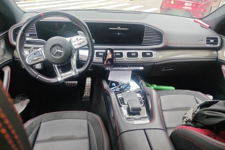 Used Mercedes-Benz GLE Coupe AMG 2023 AMG GLE 53 4MATIC+ Coupe SUV Center Console