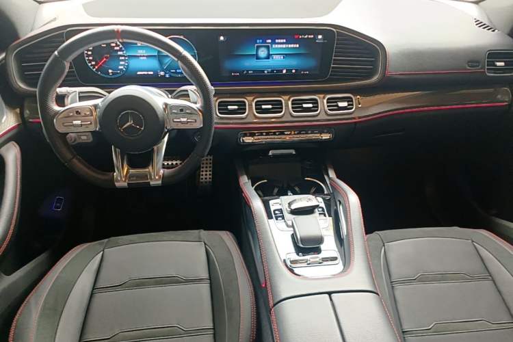 Used Mercedes-Benz GLE Coupe AMG 2023 AMG GLE 53 4MATIC+ Coupe SUV Center Console