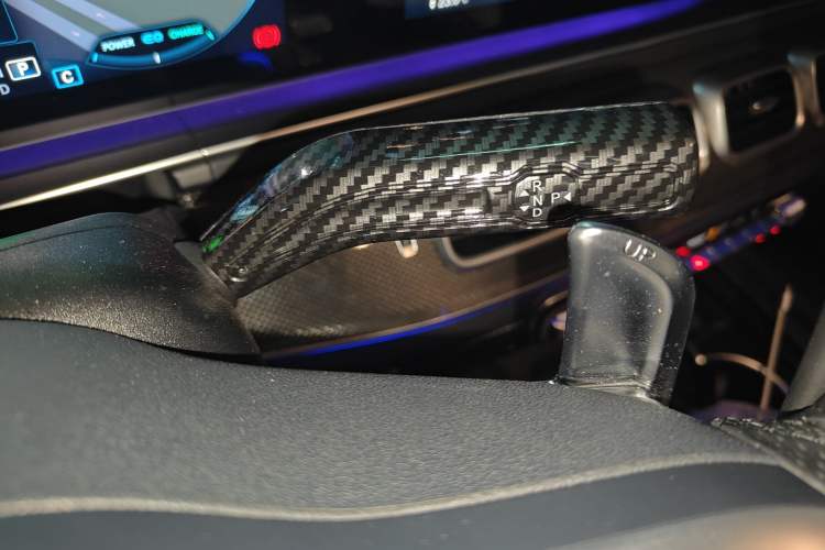 Used Mercedes-Benz GLE Coupe AMG 2023 AMG GLE 53 4MATIC+ Coupe SUV Gear Lever
