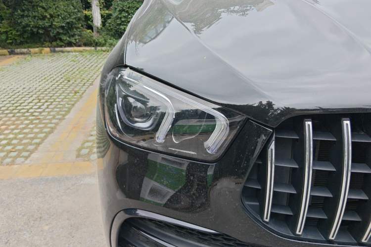 Used Mercedes-Benz GLE Coupe AMG 2023 AMG GLE 53 4MATIC+ Coupe SUV Right Front Headlight