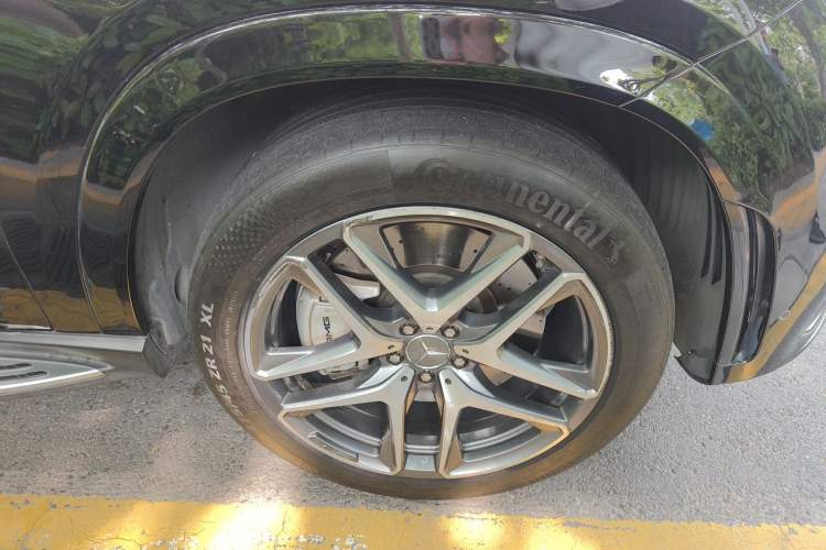 Used Mercedes-Benz GLE Coupe AMG 2023 AMG GLE 53 4MATIC+ Coupe SUV Right Front Wheel Hub
