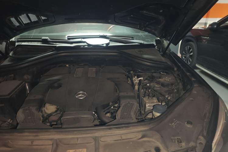 Used Mercedes-Benz GLE New Energy 2016 GLE 500e 4MATIC Engine Bay Left