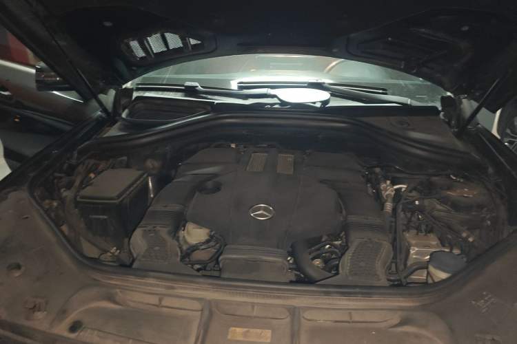 Used Mercedes-Benz GLE New Energy 2016 GLE 500e 4MATIC Engine Bay Right