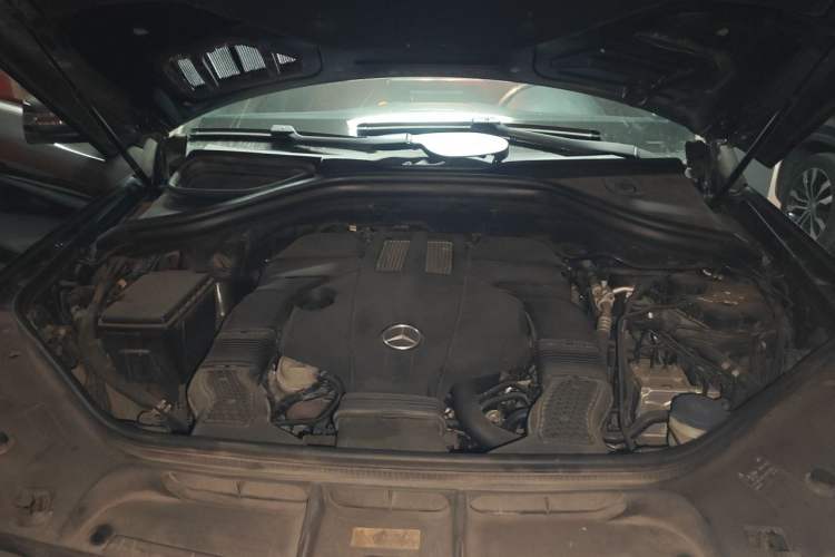 Used Mercedes-Benz GLE New Energy 2016 GLE 500e 4MATIC Engine Bay