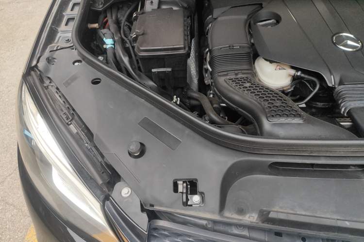 Used Mercedes-Benz GLE New Energy 2017 GLE 500e 4MATIC Engine Bay Right