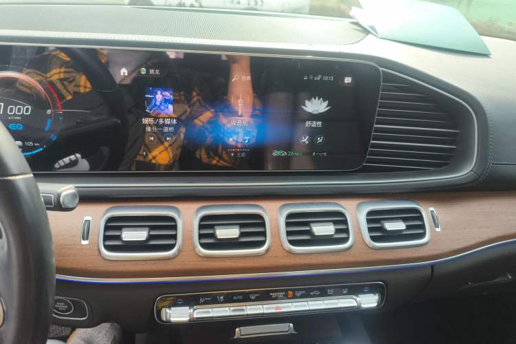 Used Mercedes-Benz GLE New Energy 2021 GLE 350 e 4MATIC Audio And AC Panel