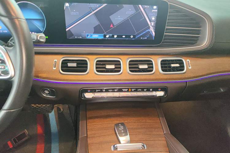 Used Mercedes-Benz GLE New Energy 2021 GLE 350 e 4MATIC Audio And AC Panel