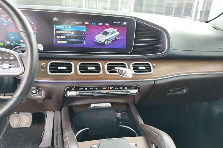 Used Mercedes-Benz GLE New Energy 2021 GLE 350 e 4MATIC Audio And AC Panel