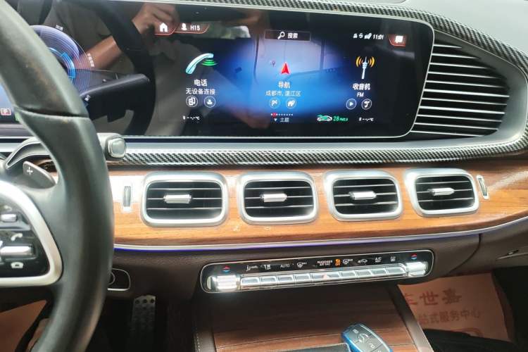 Used Mercedes-Benz GLE New Energy 2021 GLE 350 e 4MATIC Premium Edition Audio And AC Panel