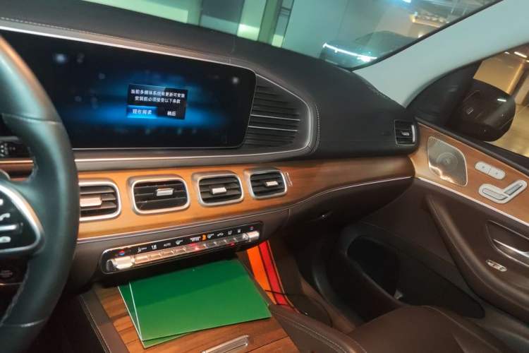 Used Mercedes-Benz GLE New Energy 2021 GLE 350 e 4MATIC Audio And AC Panel