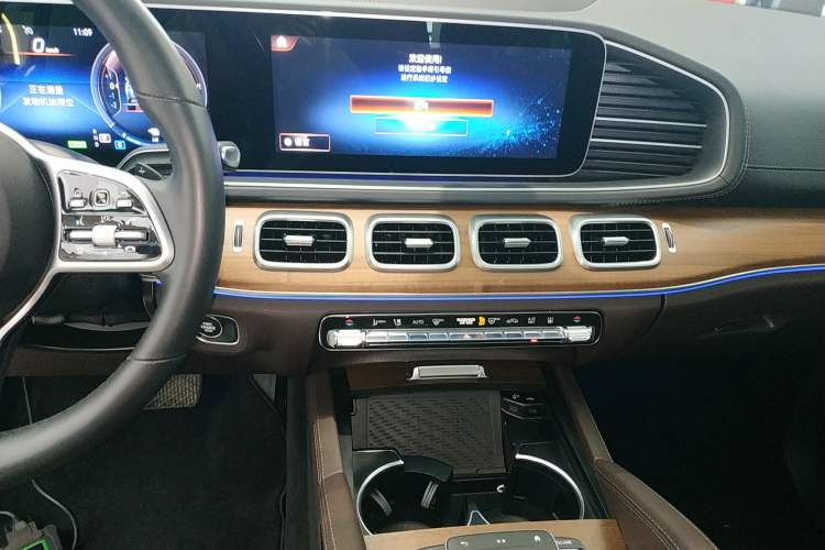 Used Mercedes-Benz GLE New Energy 2021 GLE 350 e 4MATIC Audio And AC Panel