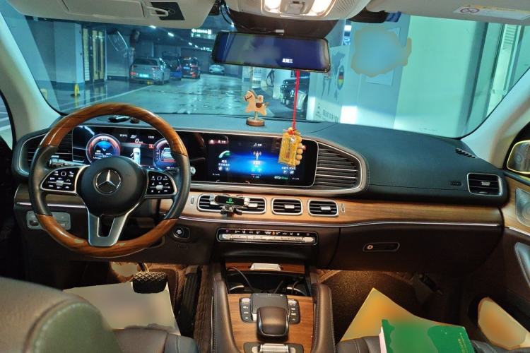 Used Mercedes-Benz GLE New Energy 2021 GLE 350 e 4MATIC Premium Edition Center Console