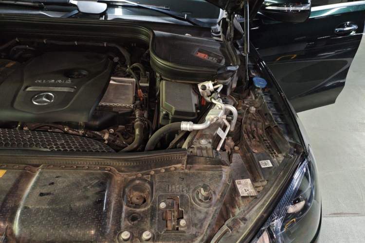 Used Mercedes-Benz GLE New Energy 2021 GLE 350 e 4MATIC Premium Edition Engine Bay Left