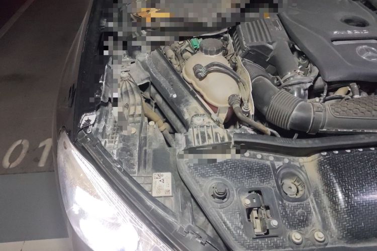 Used Mercedes-Benz GLE New Energy 2021 GLE 350 e 4MATIC Engine Bay Right