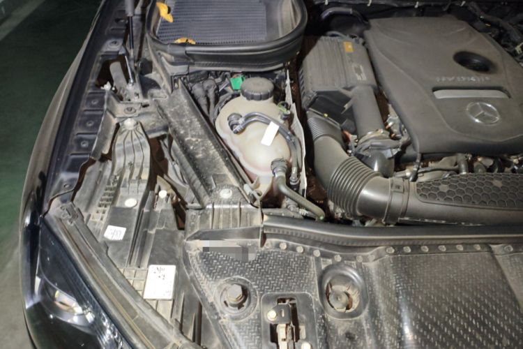 Used Mercedes-Benz GLE New Energy 2021 GLE 350 e 4MATIC Coupe SUV Engine Bay Right