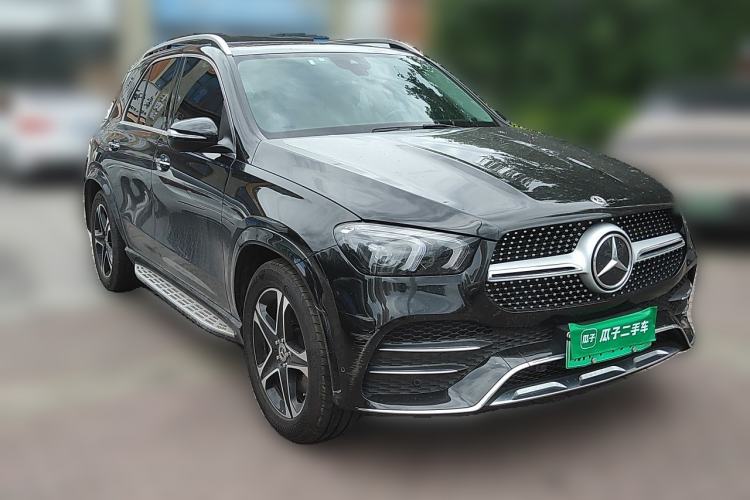 Used Mercedes-Benz GLE New Energy 2021 GLE 350 e 4MATIC Front Right 45 Deg