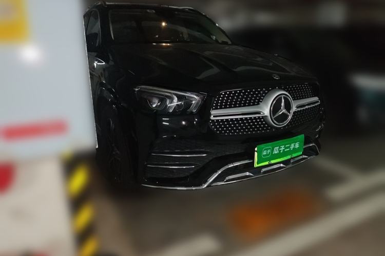 Used Mercedes-Benz GLE New Energy 2021 GLE 350 e 4MATIC Premium Edition Front Right 45 Deg