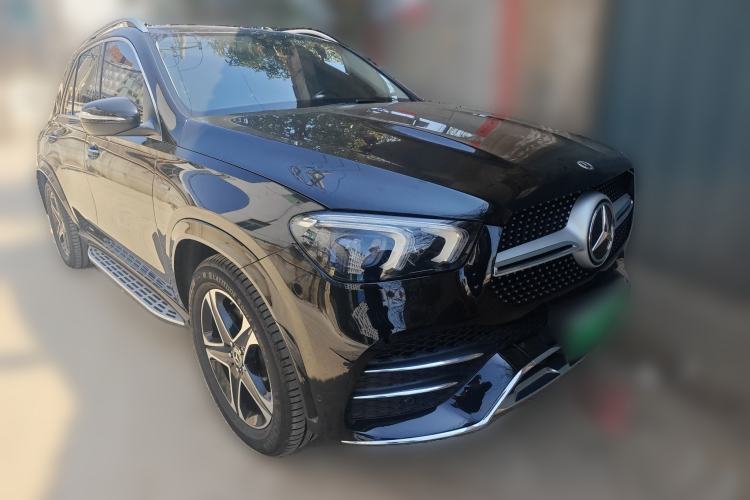 Used Mercedes-Benz GLE New Energy 2021 GLE 350 e 4MATIC Front Right 45 Deg
