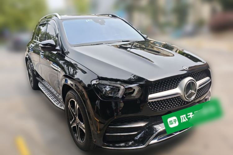 Used Mercedes-Benz GLE New Energy 2021 GLE 350 e 4MATIC Premium Edition Front Right 45 Deg