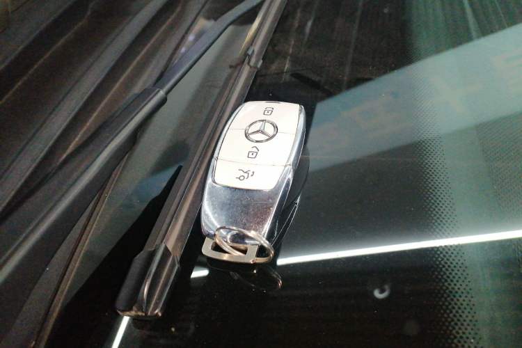 Used Mercedes-Benz GLE New Energy 2021 GLE 350 e 4MATIC Coupe SUV Interior 1