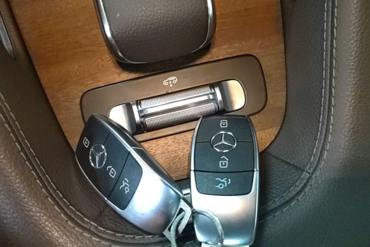 Used Mercedes-Benz GLE New Energy 2021 GLE 350 e 4MATIC Premium Edition Interior 1