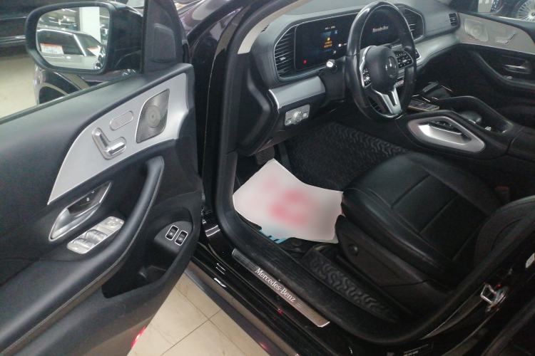 Used Mercedes-Benz GLE New Energy 2021 GLE 350 e 4MATIC Coupe SUV Interior 3