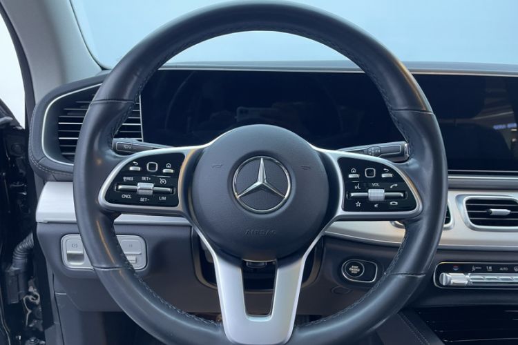 Used Mercedes-Benz GLE New Energy 2021 GLE 350 e 4MATIC Coupe SUV Interior 3