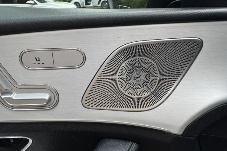 Used Mercedes-Benz GLE New Energy 2021 GLE 350 e 4MATIC Coupe SUV Interior 5