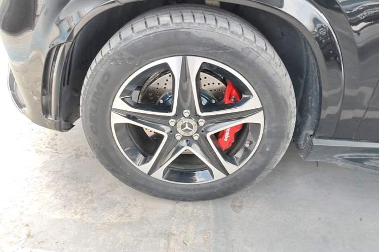 Used Mercedes-Benz GLE New Energy 2021 GLE 350 e 4MATIC Left Front Wheel Hub