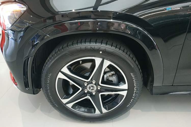 Used Mercedes-Benz GLE New Energy 2021 GLE 350 e 4MATIC Left Front Wheel Hub