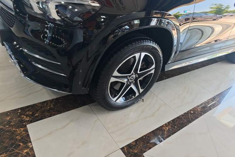 Used Mercedes-Benz GLE New Energy 2021 GLE 350 e 4MATIC Premium Edition Left Front Wheel Hub