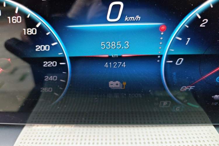 Used Mercedes-Benz GLE New Energy 2021 GLE 350 e 4MATIC Coupe SUV Odometer Close Up