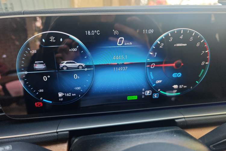Used Mercedes-Benz GLE New Energy 2021 GLE 350 e 4MATIC Odometer Close Up