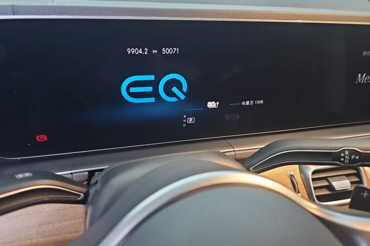 Used Mercedes-Benz GLE New Energy 2021 GLE 350 e 4MATIC Odometer Close Up