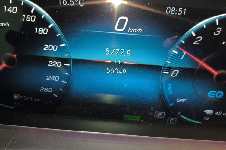 Used Mercedes-Benz GLE New Energy 2021 GLE 350 e 4MATIC Coupe SUV Odometer Close Up