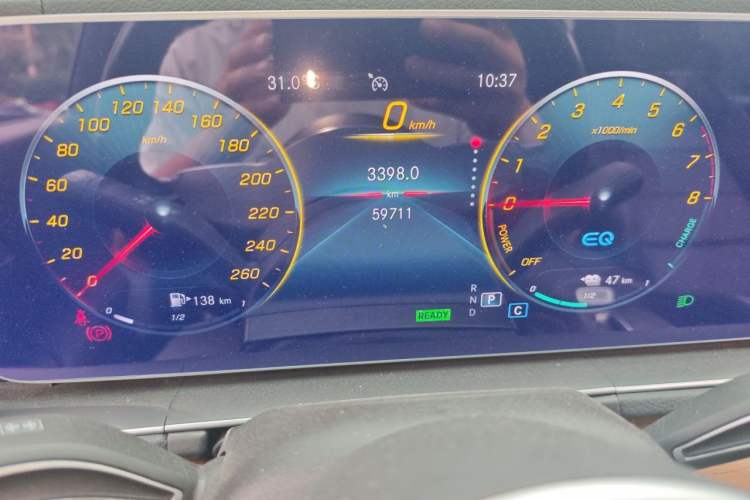 Used Mercedes-Benz GLE New Energy 2021 GLE 350 e 4MATIC Odometer Close Up