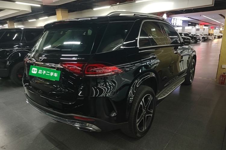 Used Mercedes-Benz GLE New Energy 2021 GLE 350 e 4MATIC Premium Edition Rear Right 45 Deg