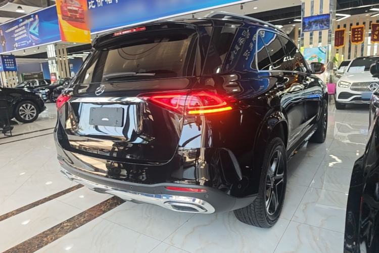 Used Mercedes-Benz GLE New Energy 2021 GLE 350 e 4MATIC Premium Edition Rear Right 45 Deg