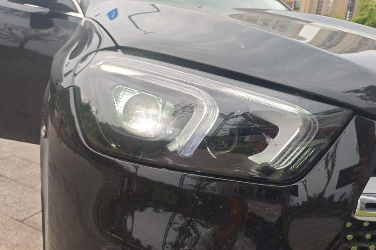 Used Mercedes-Benz GLE New Energy 2021 GLE 350 e 4MATIC Right Front Headlight