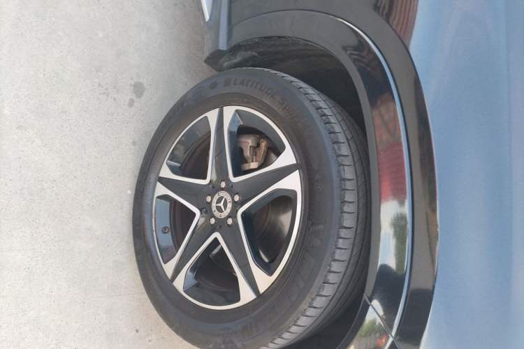 Used Mercedes-Benz GLE New Energy 2021 GLE 350 e 4MATIC Right Front Wheel Hub