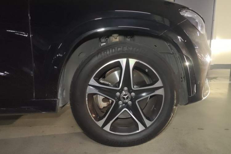 Used Mercedes-Benz GLE New Energy 2021 GLE 350 e 4MATIC Right Front Wheel Hub