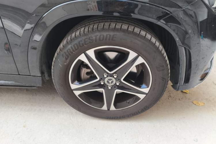 Used Mercedes-Benz GLE New Energy 2021 GLE 350 e 4MATIC Right Front Wheel Hub