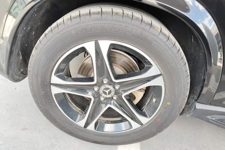 Used Mercedes-Benz GLE New Energy 2021 GLE 350 e 4MATIC Right Rear Wheel Hub