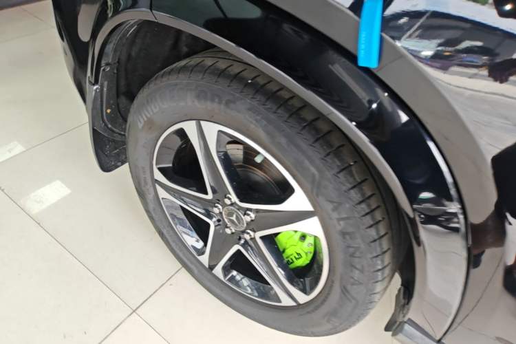 Used Mercedes-Benz GLE New Energy 2021 GLE 350 e 4MATIC Right Rear Wheel Hub