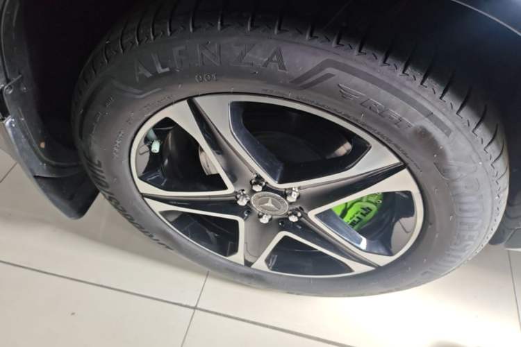 Used Mercedes-Benz GLE New Energy 2021 GLE 350 e 4MATIC Right Rear Wheel Hub