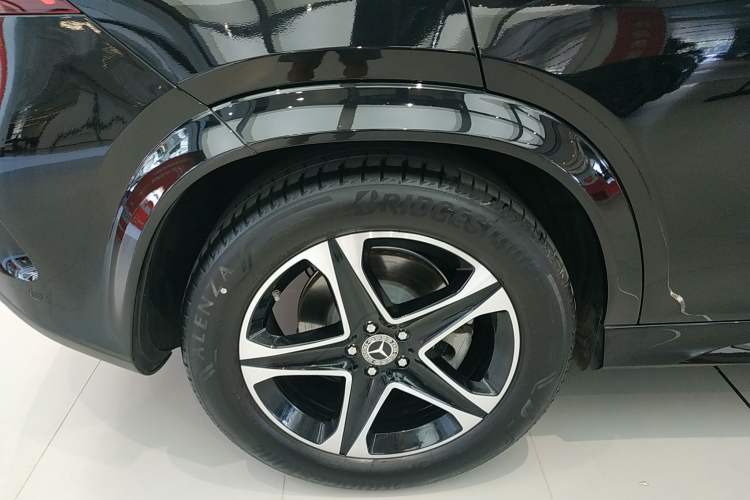 Used Mercedes-Benz GLE New Energy 2021 GLE 350 e 4MATIC Right Rear Wheel Hub
