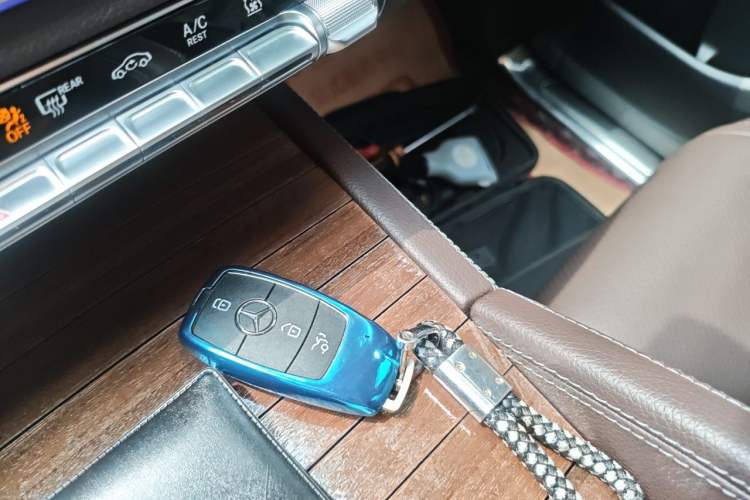 Used Mercedes-Benz GLE New Energy 2021 GLE 350 e 4MATIC Premium Edition Vehicle Key